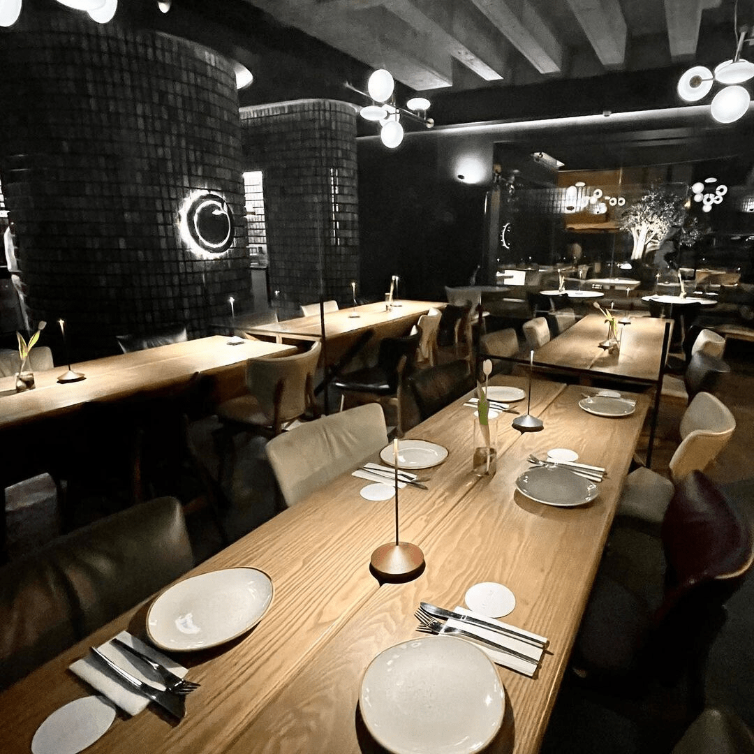 Luminária de Mesa Recarregável Minimalista Stillus - eFlix